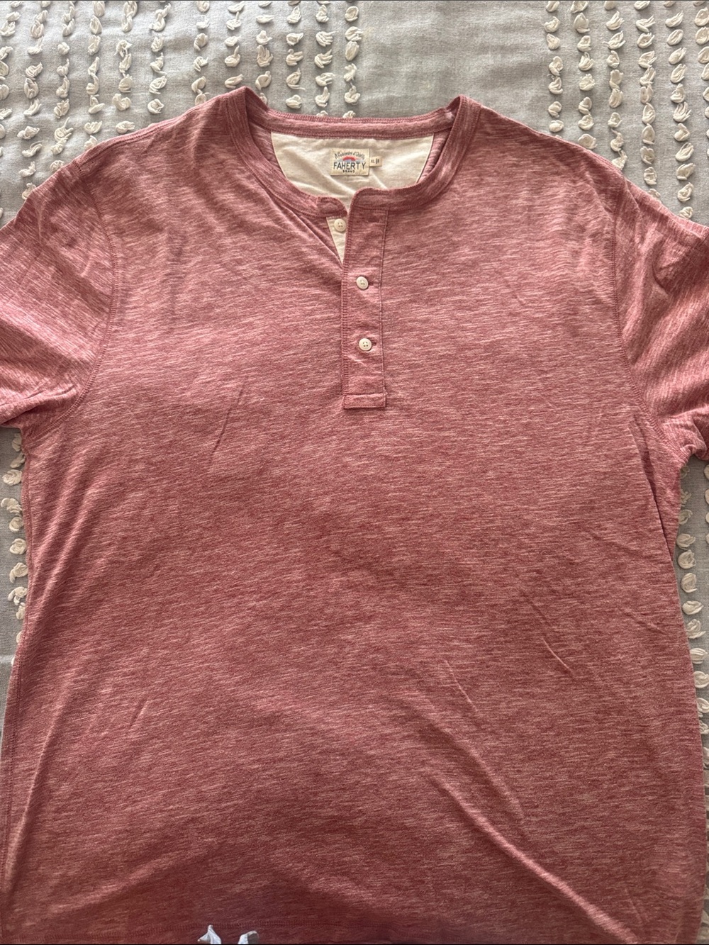 Faherty Short-Sleeve Henley in Dusty Rose Heather
